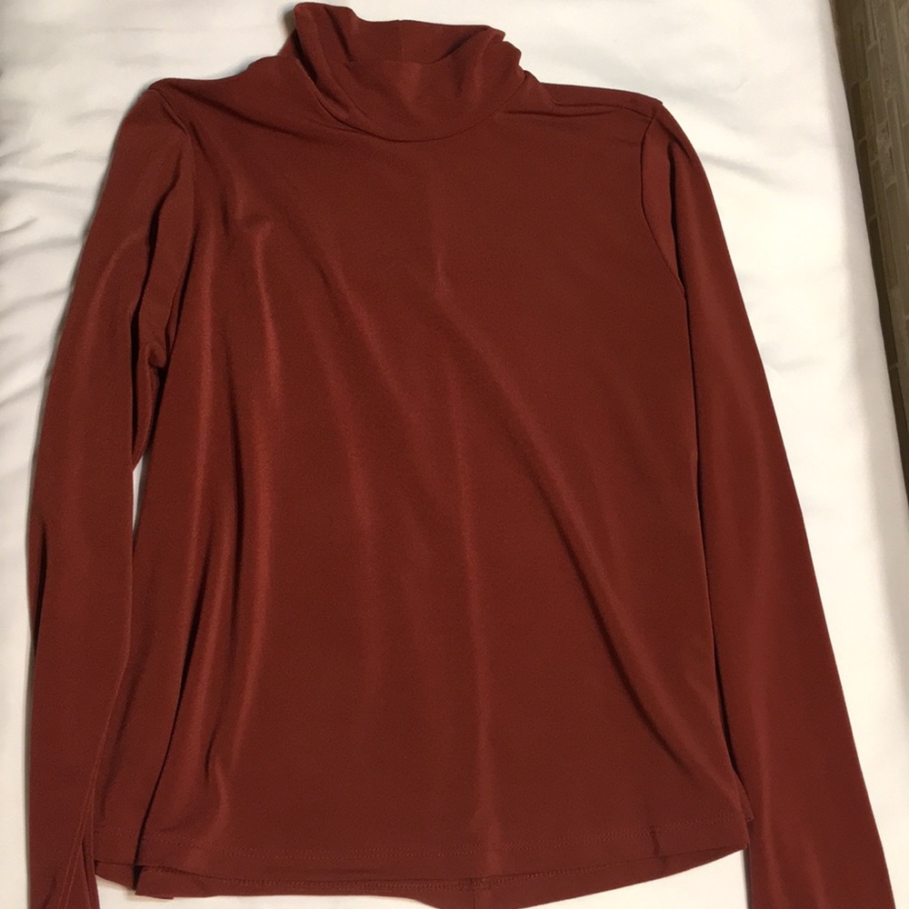 FOREVER 21 Mock Neck Top